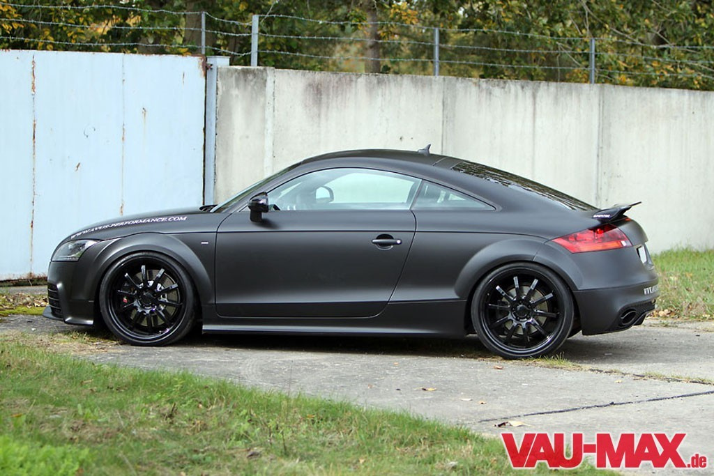 Audi TTRS Tuning Der neue UrQuattro in matt schwarz Fotostrecke VAUMAX Das kostenlose