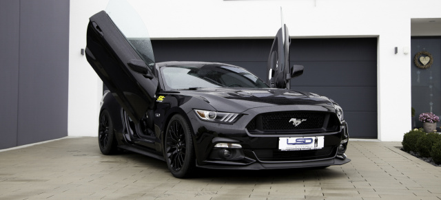 LSD verleiht den Pony Flügel : LamboStyleDoors für den neuen Ford Mustang!
