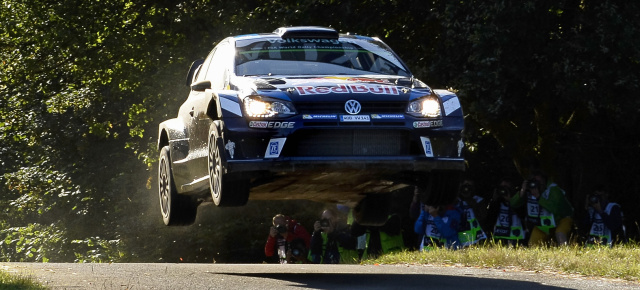 Zuhause im Glück: Sébastien Ogier gewinnt im Polo R WRC die Rallye Deuschland 