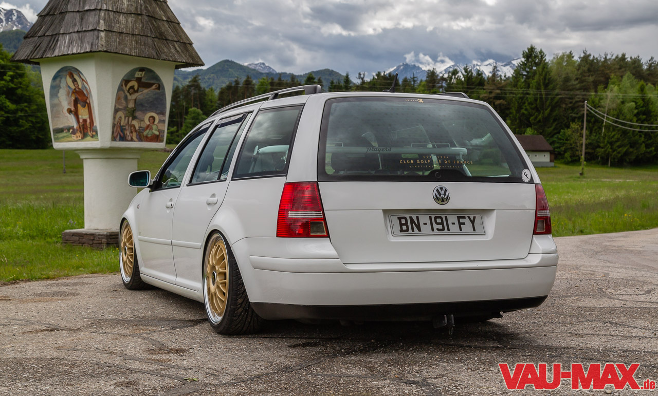 Der „Variant von Ferdinand“ Candyweißer VW Golf 4 Kombi