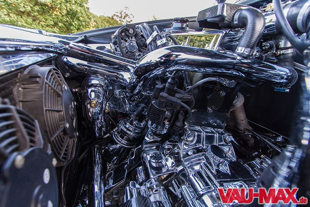 Carbon kann doch jeder: Dieser VW Golf setzt auf Häkel-Optik statt  Kohlefaser - Auto der Woche - VAU-MAX - Das kostenlose Performance-Magazin