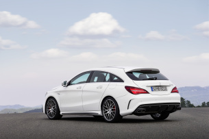 Frisches Styling Fur Den Cla 45 Amg 2016 Modellpflege