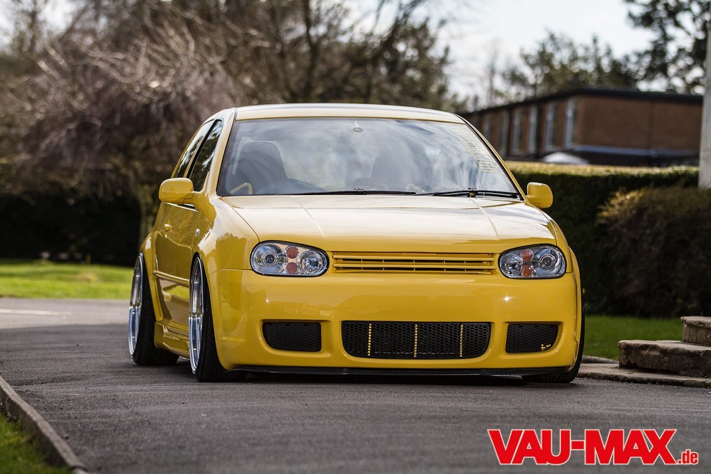 Vw Golf 4 R32 In Imolagelb Der Traum Vom Golf 4 Topmodell