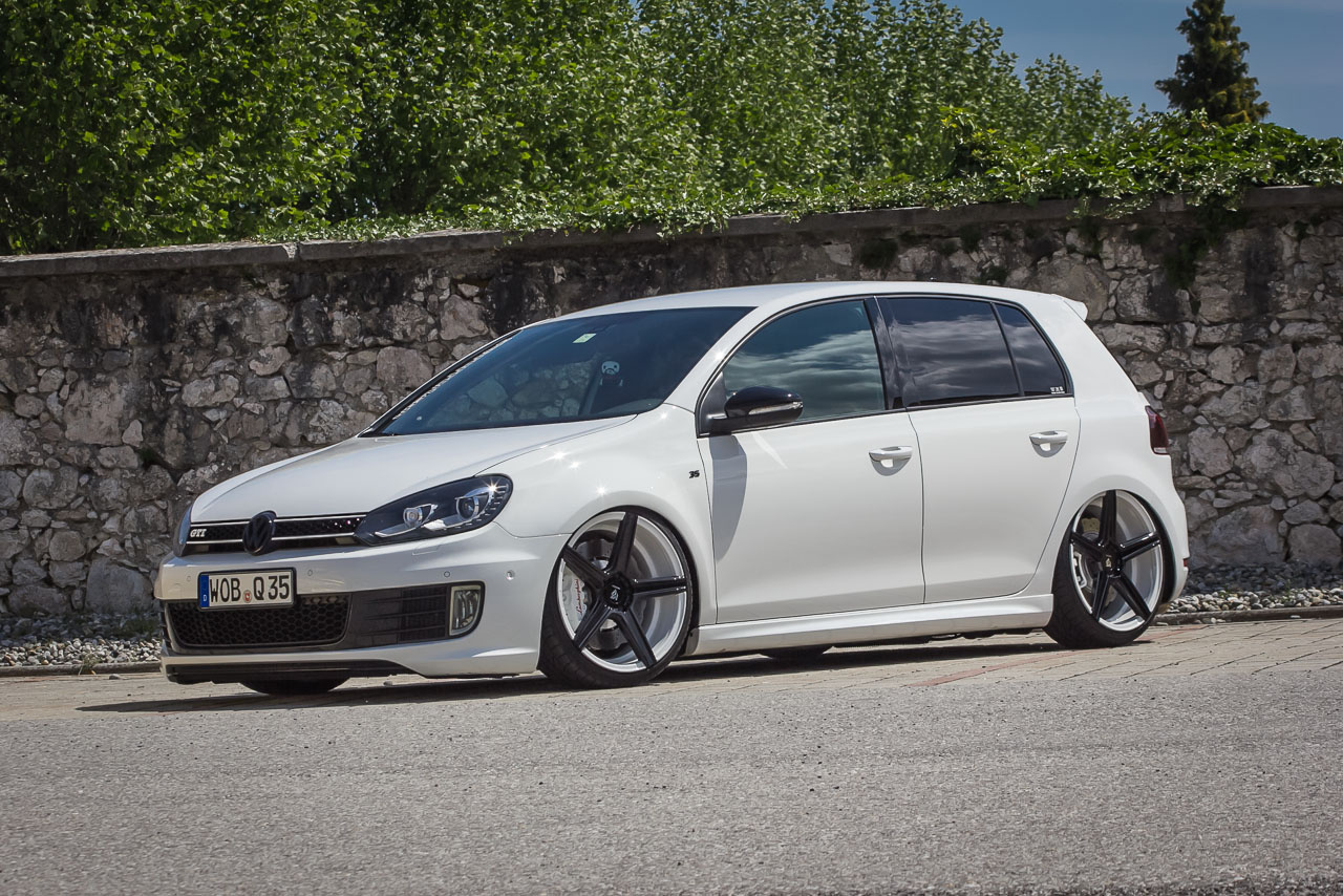 Eine schrecklich tiefe Familie: VW Golf 6 GTI Edition 35 mit Tuning-Gen -  Auto der Woche - VAU-MAX - Das kostenlose Performance-Magazin