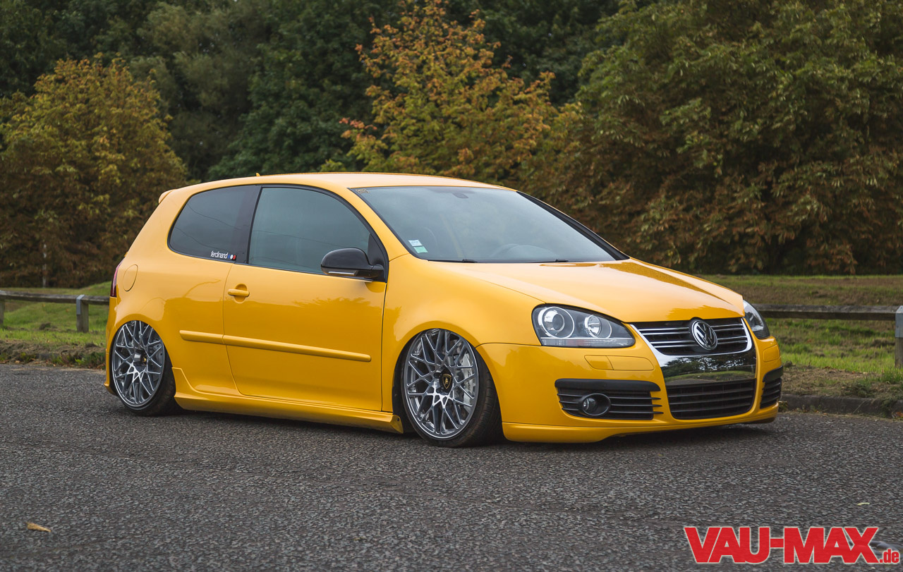 Nummer 1 lebt Erster von 100 VW Golf 5 Yellow Speed in