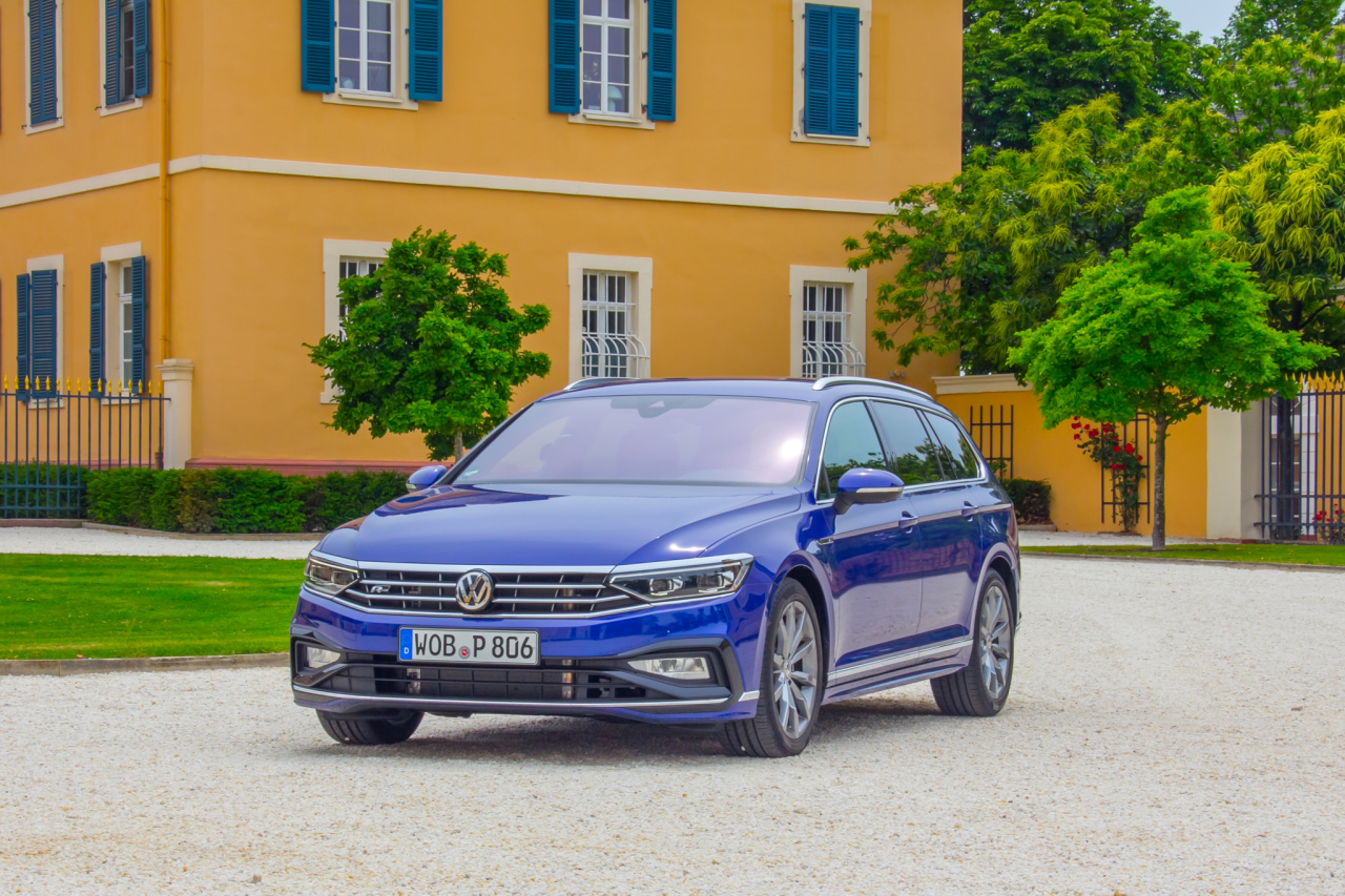 Im Video Fahrbericht Vw Passat B8 Facelift Die Bilder Zum Modell 2020 Fotostrecke Vau Max