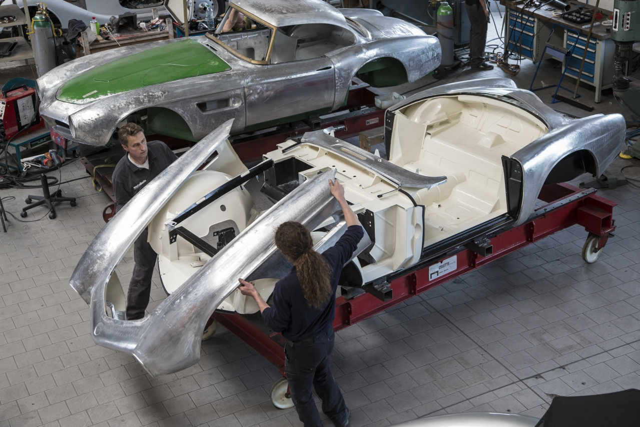 Elvis Presleys Bmw Roadster Is Back Restaurierung Des Bmw 507 Des