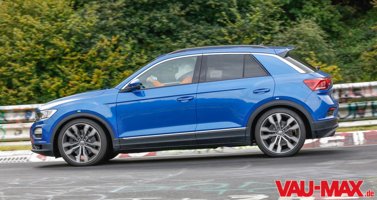 VW T-Roc Facelift (2022) als R-Line-Erlkönig erwischt