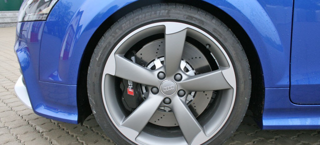 Rückrufaktion: Audi RS3- und TT RS-Bremse bekommen ein Update: Quietschen, Ruckeln und schlechtes Nassbremsen sollen ausgemerzt werden. 