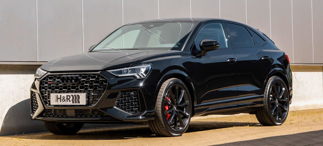 Schwarz, schräg, schnell: Audi RS Q3 mit H&R Sportfedern (2020)