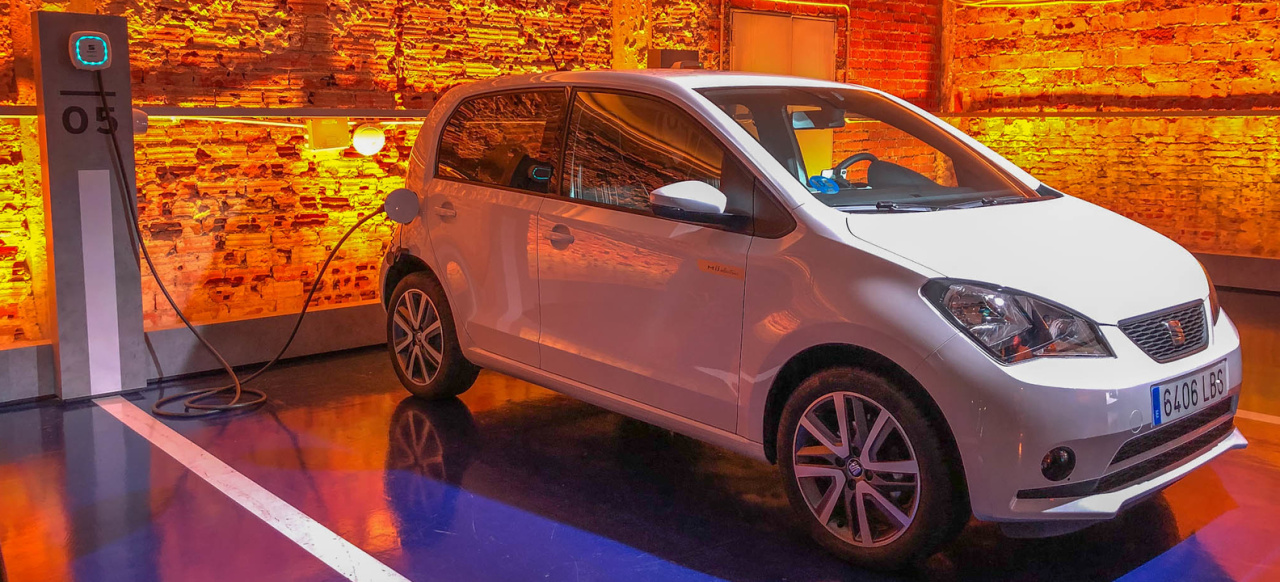 Jetzt als Sondermodell „Edition Power Charge“: 2021er Seat Mii electric  kann wieder bestellt werden - News - VAU-MAX - Das kostenlose  Performance-Magazin