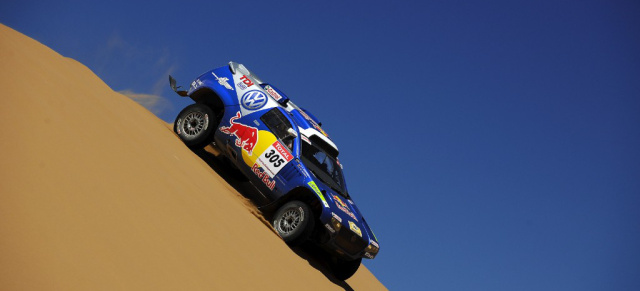 Volkswagen gewinnt die "Dakar 2009": Volkswagen feiert ersten Diesel-Triumph der "Dakar" mit Doppelsieg 