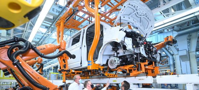 Volkswagen Nutzfahrzeuge baut Produktion um: Hallo VW ID.Buzz und VW T7 - Goodbye Amarok