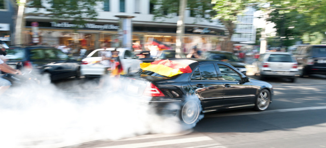 Diagnose: Dicke Hose? Höhere Bußgelder für Poser gefordert: Verkehrsminister wollen Autoposer stärker zur Kasse bitten