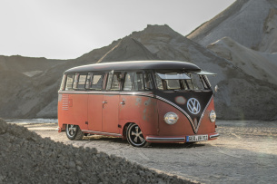 Traumhafte Kombination: VW T1 Samba mit Porsche 911-Triebwerk und ganz viel DRIVE