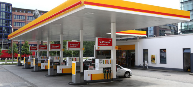 Abzocke: Shell kassiert für Luft einen Euro!: Shell führt Luft-Euro ein: neues Shell-Pilotprojekt an 120 deutschen Tankstellen kassiert für Reifenluft den Autofahrer ab.