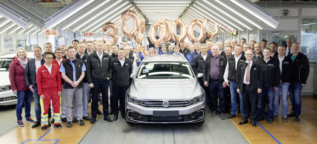 Neuer Produktionsrekord im VW-Werk Emden: Hier rollt der 30 millionste Passat vom Band