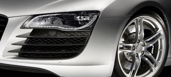 Voll-LED-Scheinwerfer im Audi R8:
