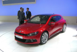 Scirooco-Initiative: : Ein Fan sieht Rot: Scirocco-Fan Dennis Grüner kämpft für seine Lieblingsfarbe!