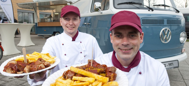 Happy Birthday VW-Currywurst!: Das Originalteil von Volkswagen mit der Teilenummer 199 398 500 A wird 40.