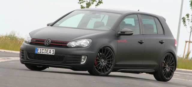 Exklusiv: Golf 6 GTI Tuning - Black Series GTI 6: Schwarz matter Golf 6 GTI mit reichlich Carbon und extra Tiefgang