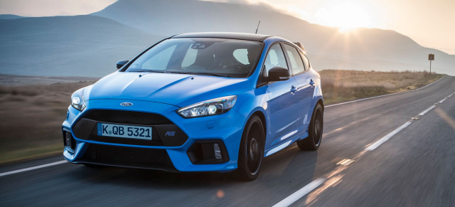 "Blue & Black"-Ausstattungspaket für noch mehr Grip: Neues Ausstattungspaket für den 2017er Ford Focus RS