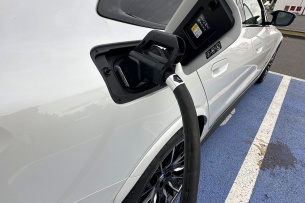 THG-Prämie 2025: Frist endet am 15. November – Jetzt schnell über 100 Euro sichern: Elektroauto-Halter aufgepasst: Wer seine THG-Prämie für 2025 noch nicht beantragt hat, muss bis Samstag handeln