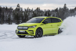 Im Dauerdrift übers Eis: Skoda Enyaq RS iV driftet 7,351 km am Stück
