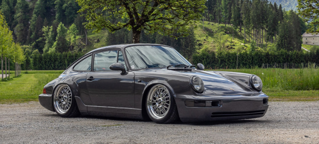 Flachmann mit Lowrider.at Airride und funkelnden Felgen: 1990er Porsche 911 (964) mit doppelter Luft dank Airride