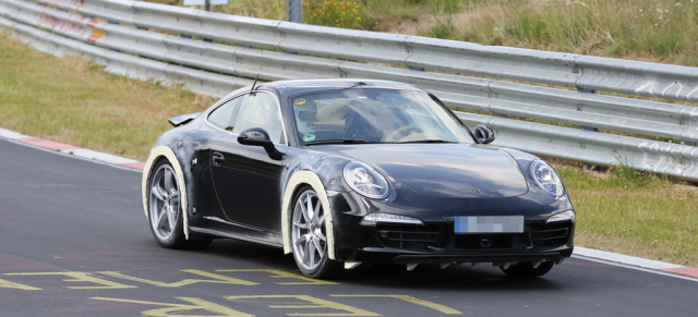 Schaumstoff am Porsche: Modellpflege für den 911er: Sondermodell des Typ 991 als Erlkönig am Ring erwischt