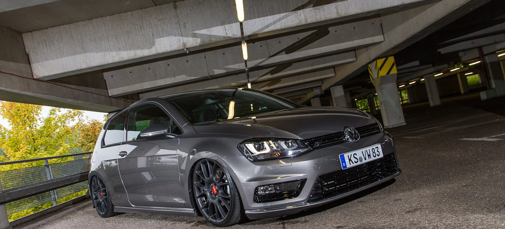 VW Golf 7 r панорама