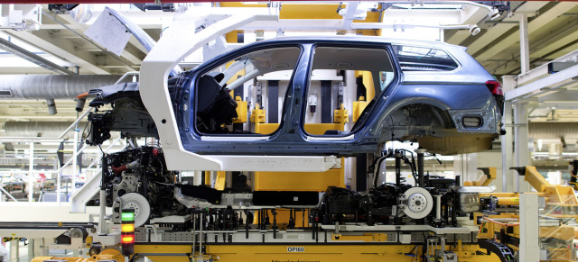 Vorsorgemaßnahme gegen Covid-19: Wegen Corona: VW stoppt Produktion in den Werken