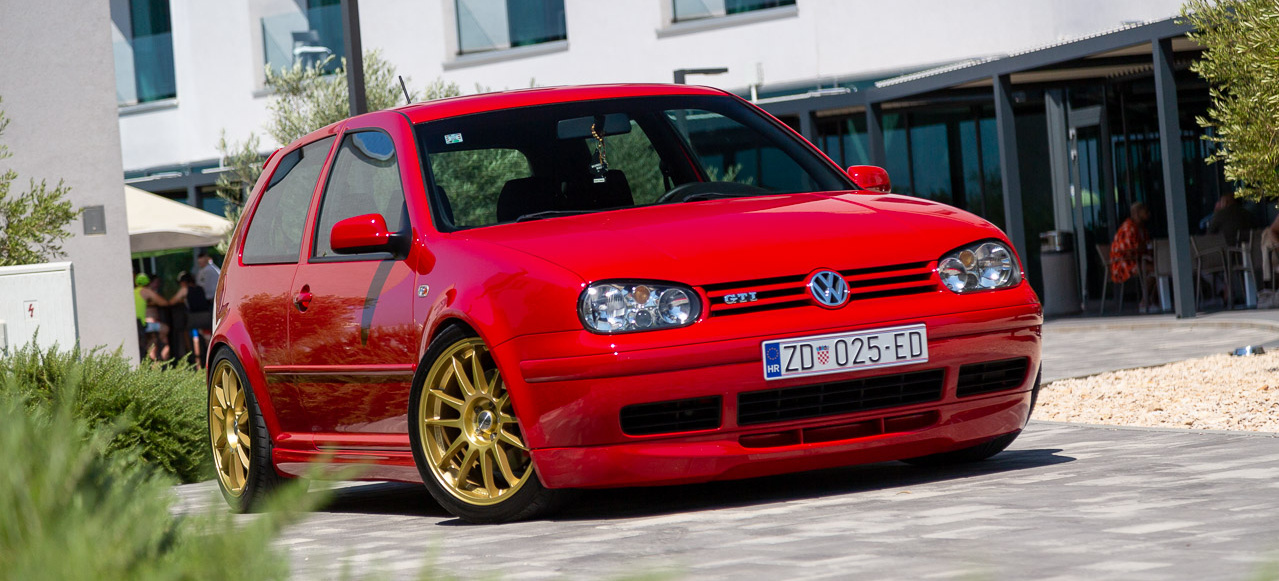 Einer von 3.000 Autos: VW Golf 4 GTI „25 Jahre“ mit etwas Tuning in  Top-Form - Auto der Woche - VAU-MAX - Das kostenlose Performance-Magazin