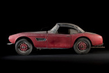 Elvis BMW 507  Sonderausstellung im BMW Museum: Der Roadstar des King kann vor seiner Restaurierung besichtigt werden