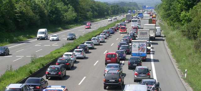 Das wird in Brüssel gar nicht gut ankommen: Auto bleibt Fortbewegungsmittel Nummer 1