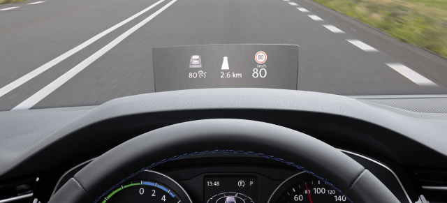 Alles im Blick: Head-up-Display im neuen Passat bestellbar