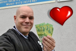 Tolle Weihnachtsgeschichte aus der Tuning-Szene: Tuning-Fotograf sammelt 23.000 Euro für Bedürftige!