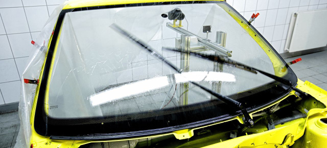 Nur einer wischt die Kälte weg: ADAC Scheibenwischertest 2015