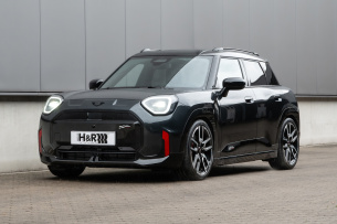 Fahrspaß, der Haltung zeigt: Der Mini Aceman John Cooper Works mit H&R Tieferlegungsfedern (JM5 ab 2025)