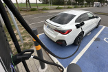 ADAC testet Energieverluste an DC-Ladesäulen mit vier E-Autos: So hoch sind die Ladeverluste beim Schnellladen