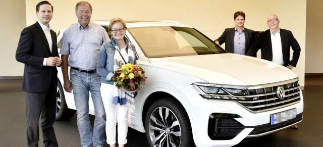 Erster Touareg in Kundenhand: Auslieferung des neuen VW Touareg gestartet 