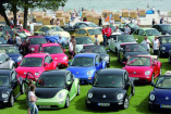 Vorankündigung: New Beetle-Freunde freuen sich auf zwei Highlights!: Jubiläums-Doppelpack: 10. Geburtstag des New Beetle & Sunshine Tour startet zum 5. Mal!