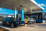 Grüner Hoffnungsträger vor dem Aus?: Kaum Nachfrage: H2 Mobility schließt Wasserstoff-Tankstellen