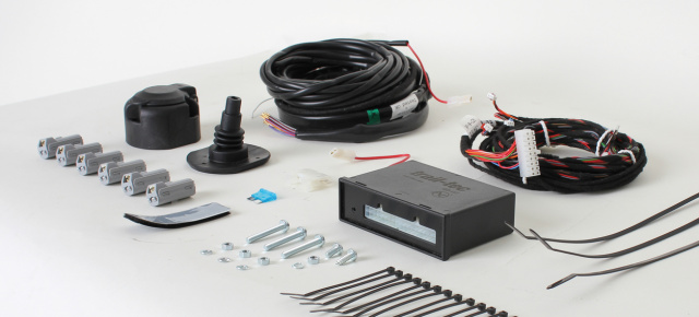 Neue Elektrosätze zur problemlosen Einbindung in die Bordelektronik : Induktions-Sensoren für nachrüstbare Anhängerkupplungen