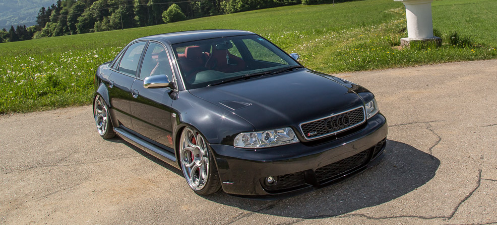 Loose your mind: Englische Eigenbau Audi RS4 B5 Limousine - Auto der