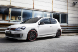 Dotz Shift pinstripe red am GTI : Verfeinerter Jubi-GTI dank Dotz-Felgen