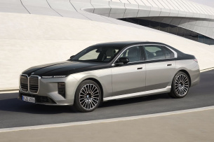 BMW 7er und i7 2025: Das überarbeitete Luxus-Doppelpack aus Dingolfing