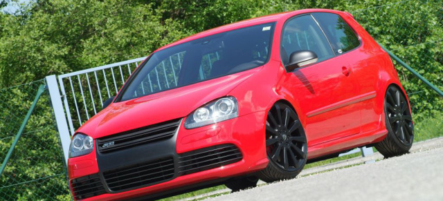 "R"-staunlich! Golf 5 R32 mit sattem Tiefgang und Luxus-Felgen : 2006er Golf R32 rollt auf großem Fuß daher