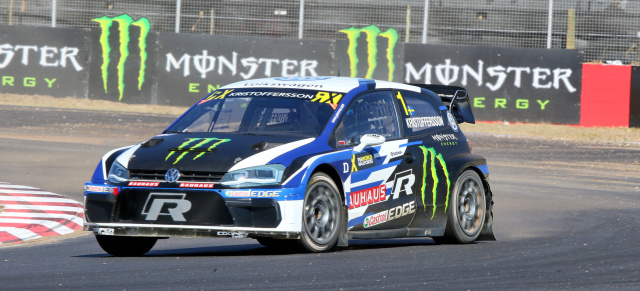 Zu Gast beim Rallycross-Weltmeisterschaftsfinale : VW-Pilot Johan Kristoffersson setzt seine Siegesserie im Polo fort