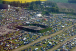 Wild Wild East 2011  VW-Pfingsttreffen Bautzen: Vom 10.06. - 13.06.2011 wird der Flugplatz Bautzen glühen